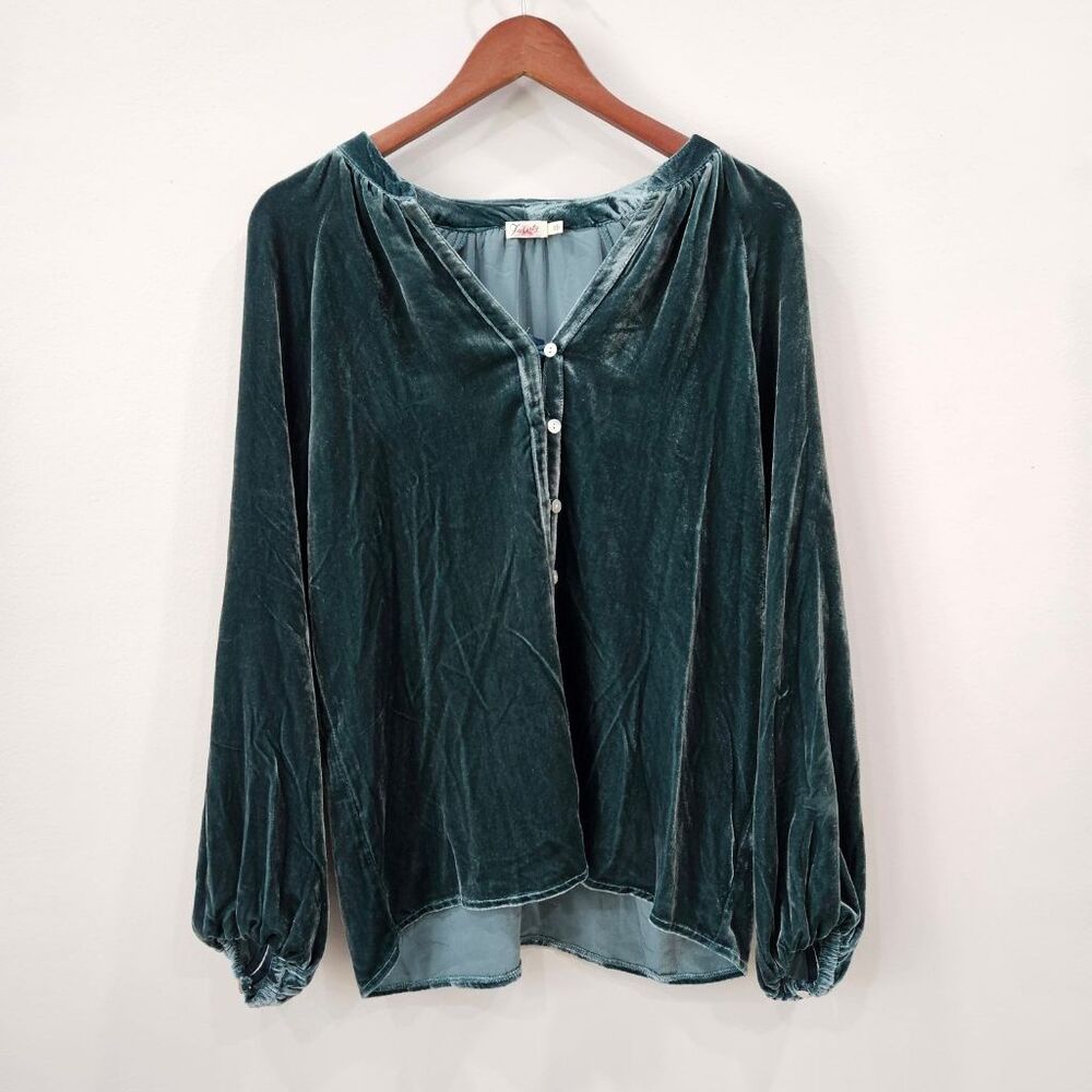Faherty Silk Blend Velvet Blouse Womens S Green Button Front V-Neck Boho Top
